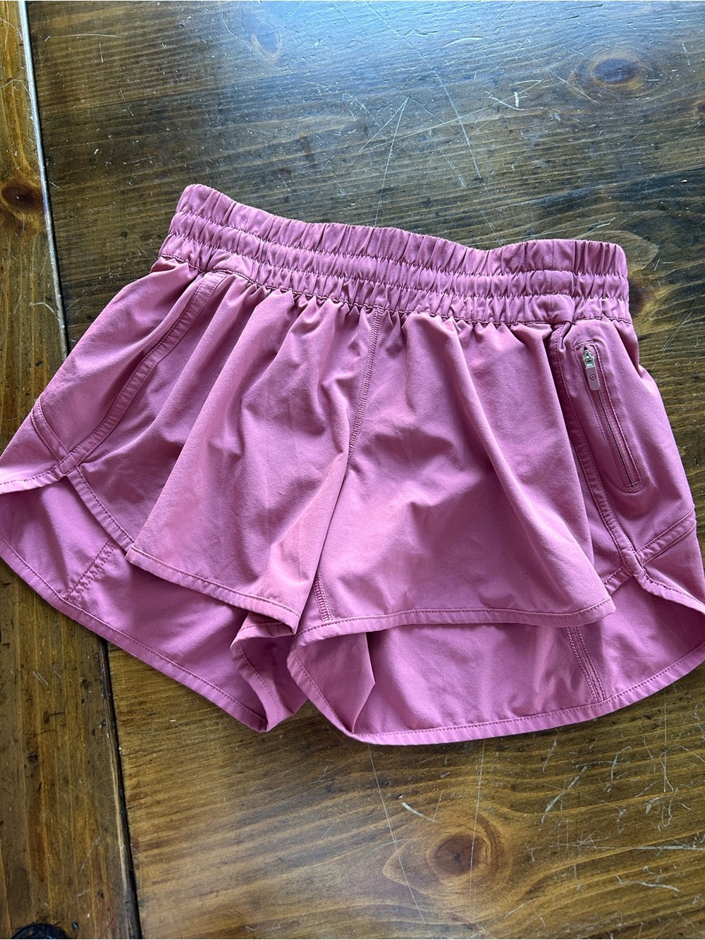 Lululemon Track that Shorts 3” sz 8- velvet dust - Picture 6 of 7